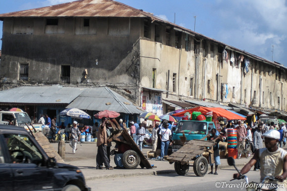  Darajani-Market-stone-town-zanzibar-bustling-bazaar-traffic-chaos-merchants-vendors-produce-meat-seafood