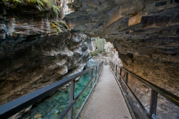 johnston-canyon-walk-through-carved-cliffside